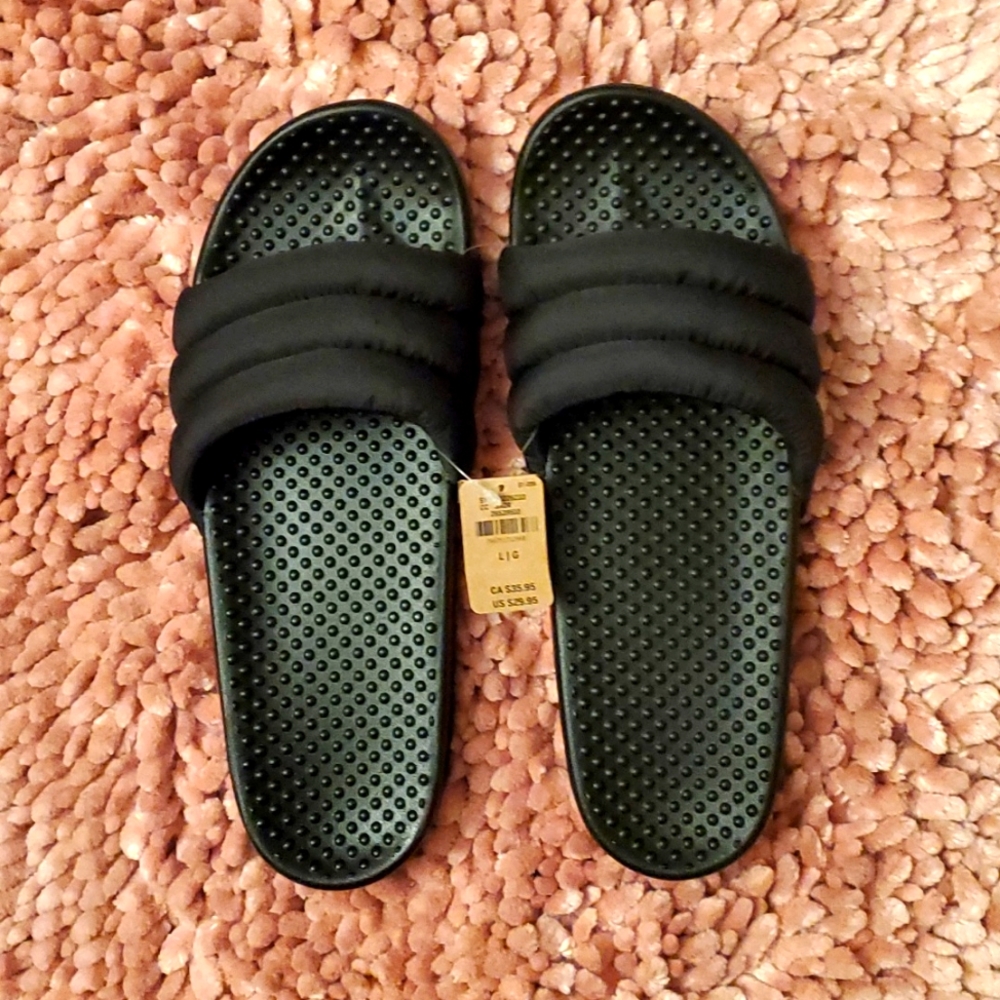 VS PINK puffer slide sandals